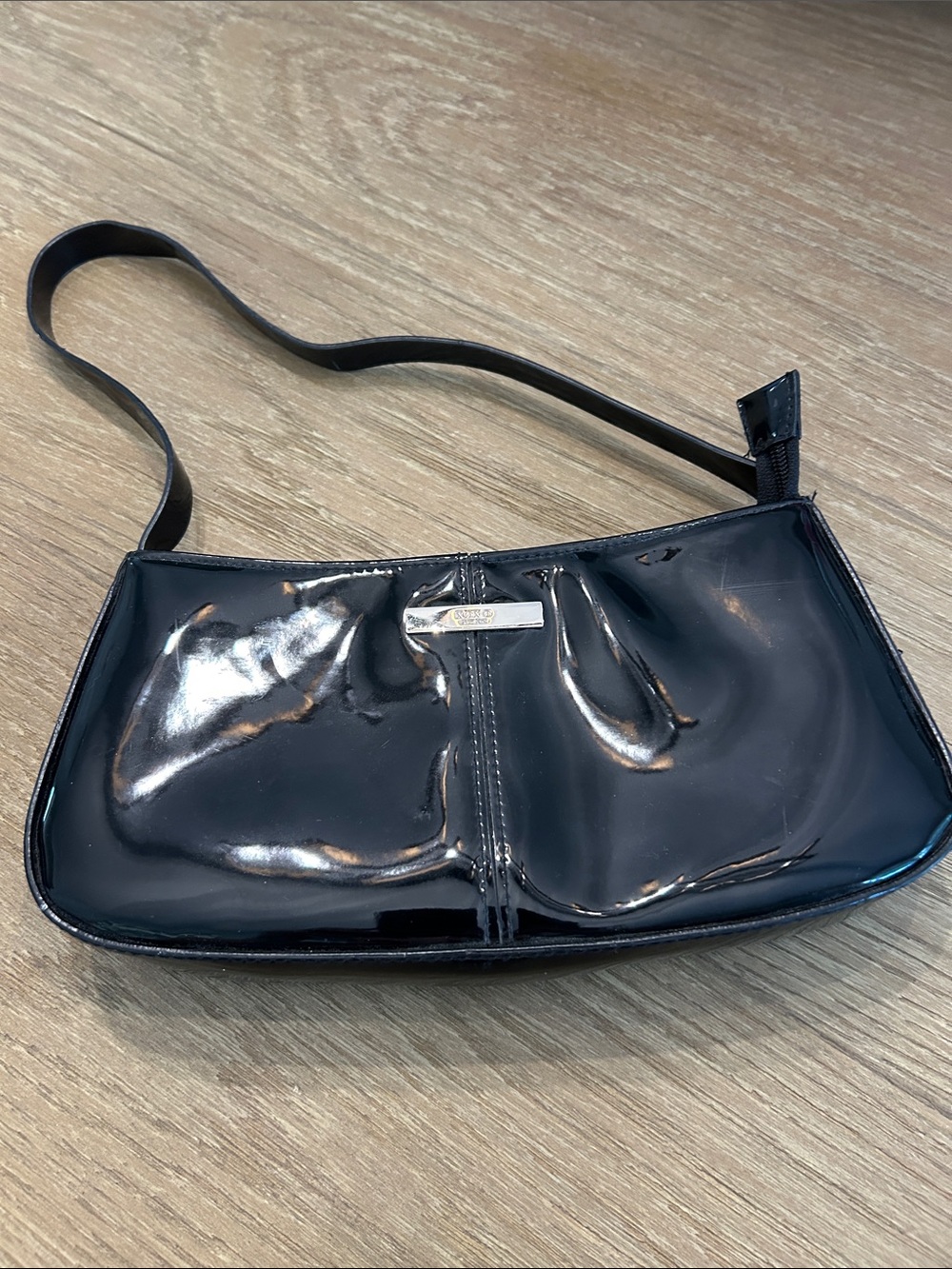 Faux patent leather mini shoulder bag, black